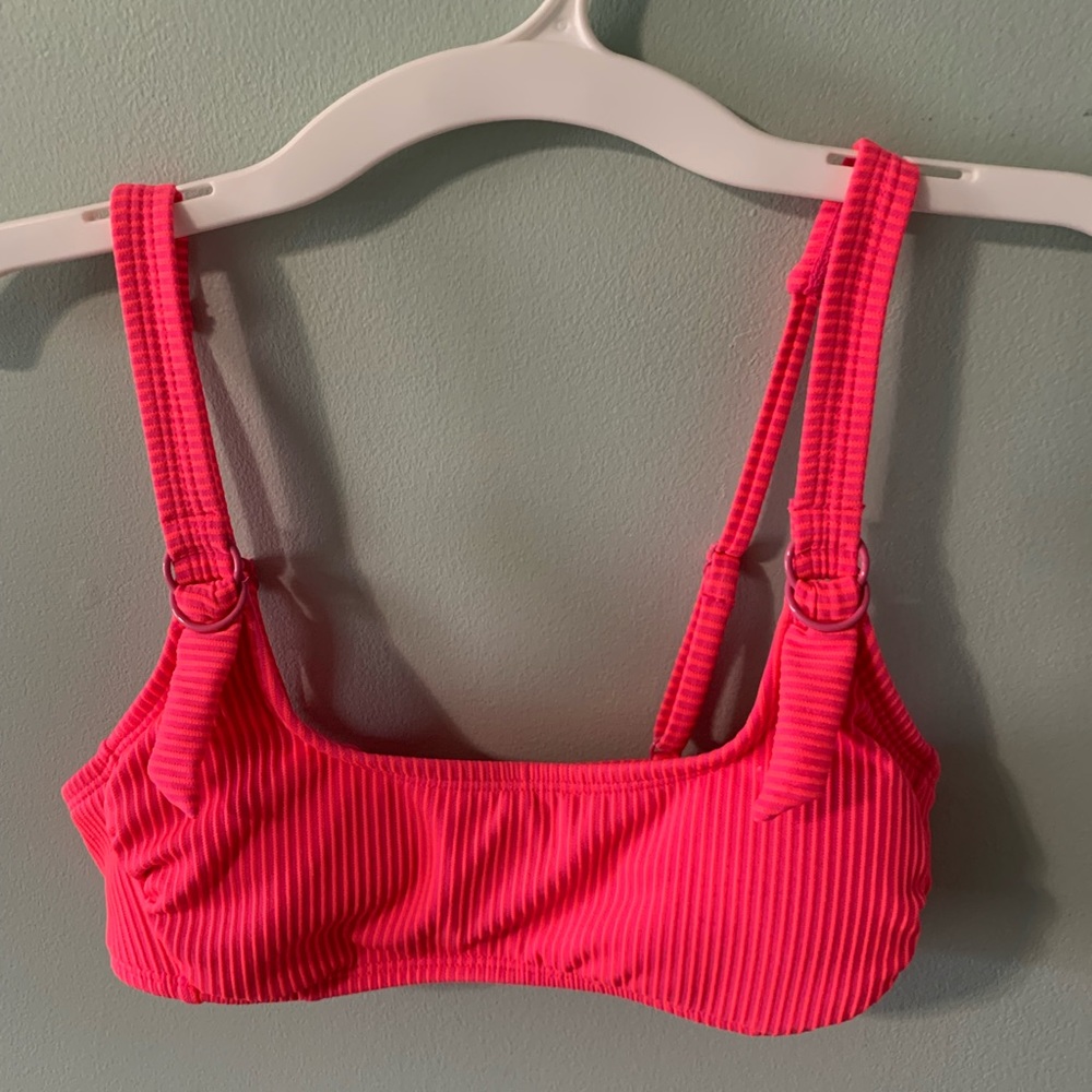 Xhilaration neon pink bikini top. Small.